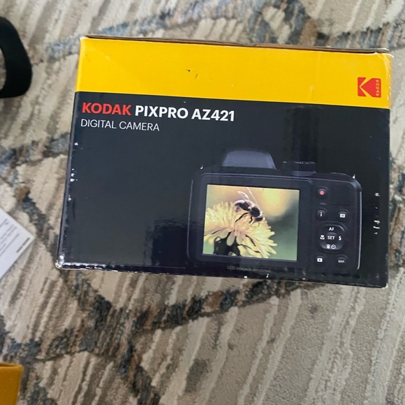 KODAK PIXPRO AZ421, digital camera, black